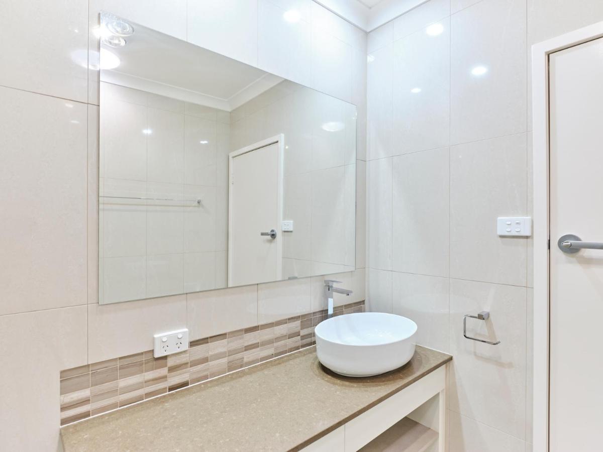 Skymirror Villa Sea Lake ภายนอก รูปภาพ