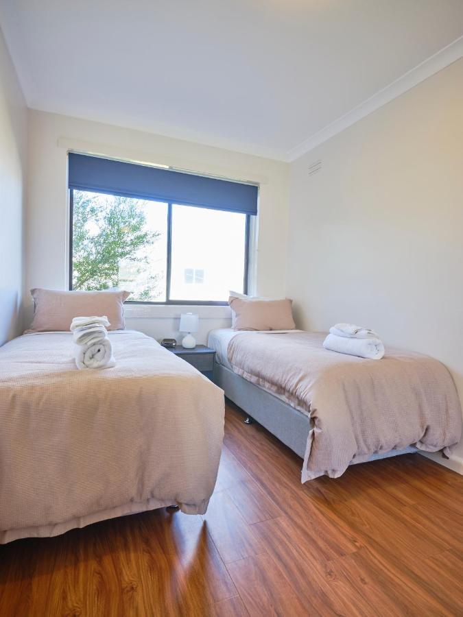 Skymirror Villa Sea Lake ภายนอก รูปภาพ